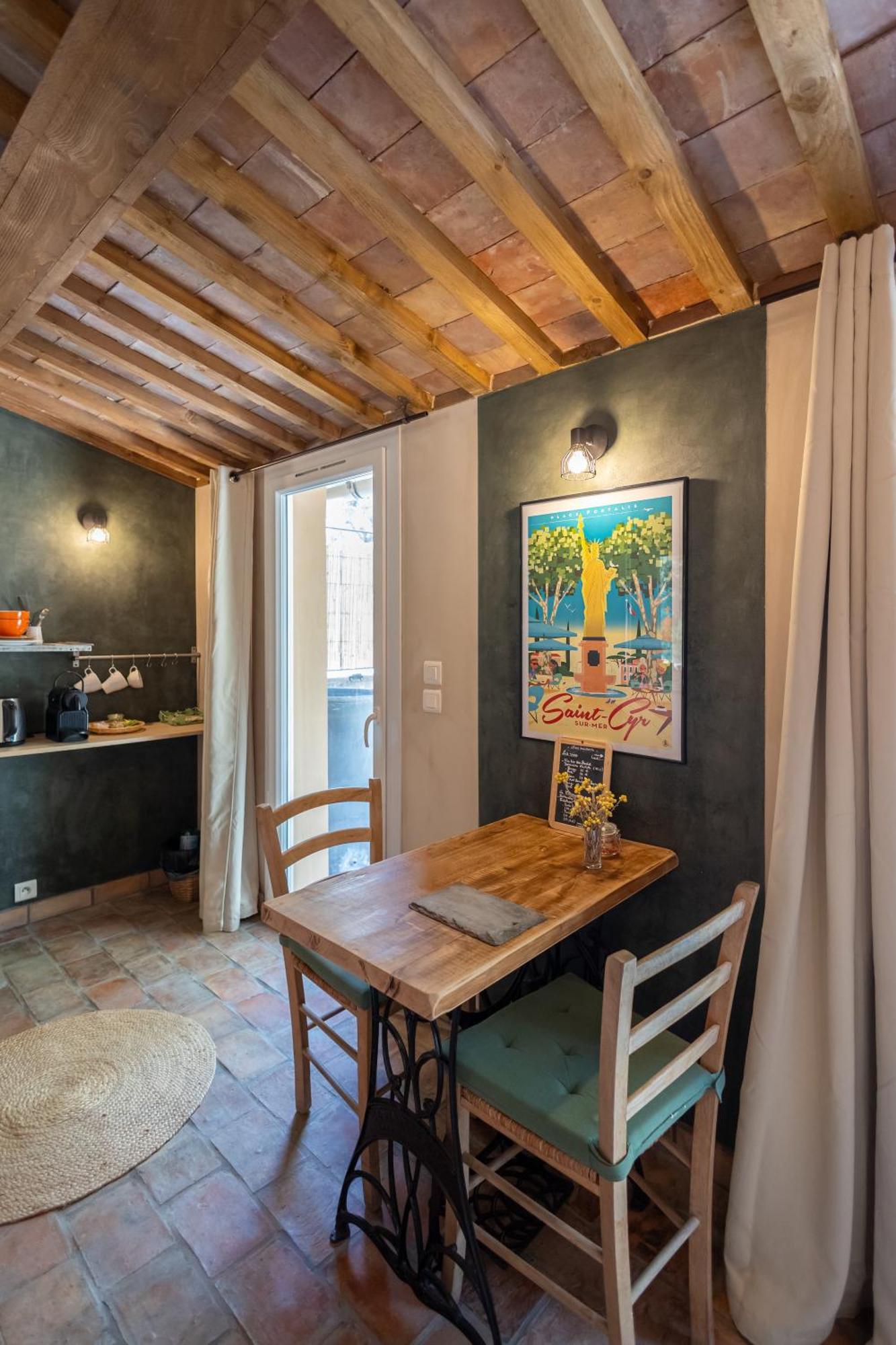 Les Pieds Tanques - Chambres D'Hotes - Calanque A Pieds Saint-Cyr-sur-Mer Luaran gambar
